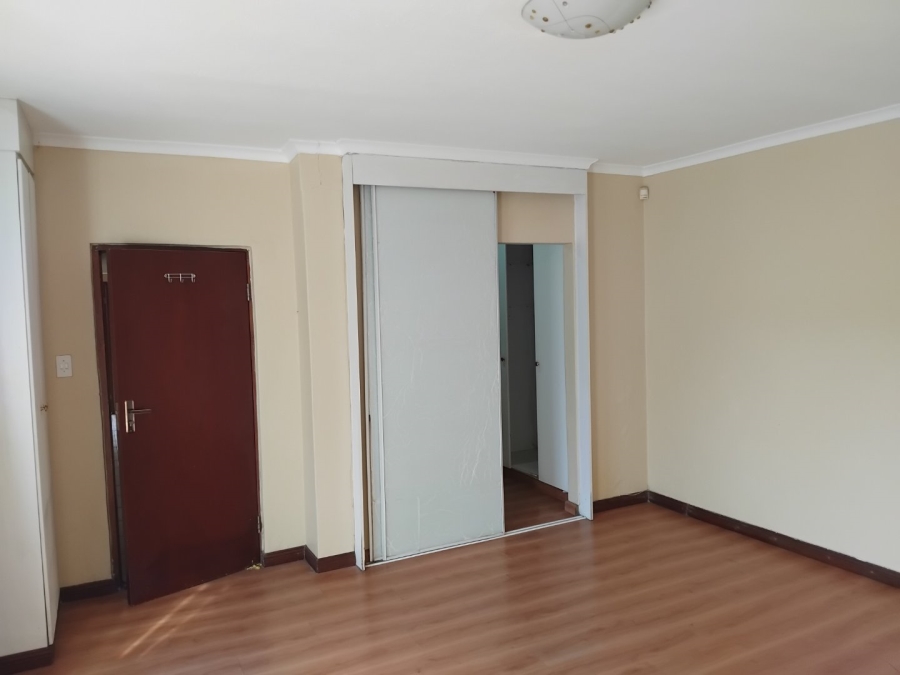 3 Bedroom Property for Sale in Edenvale Central Gauteng