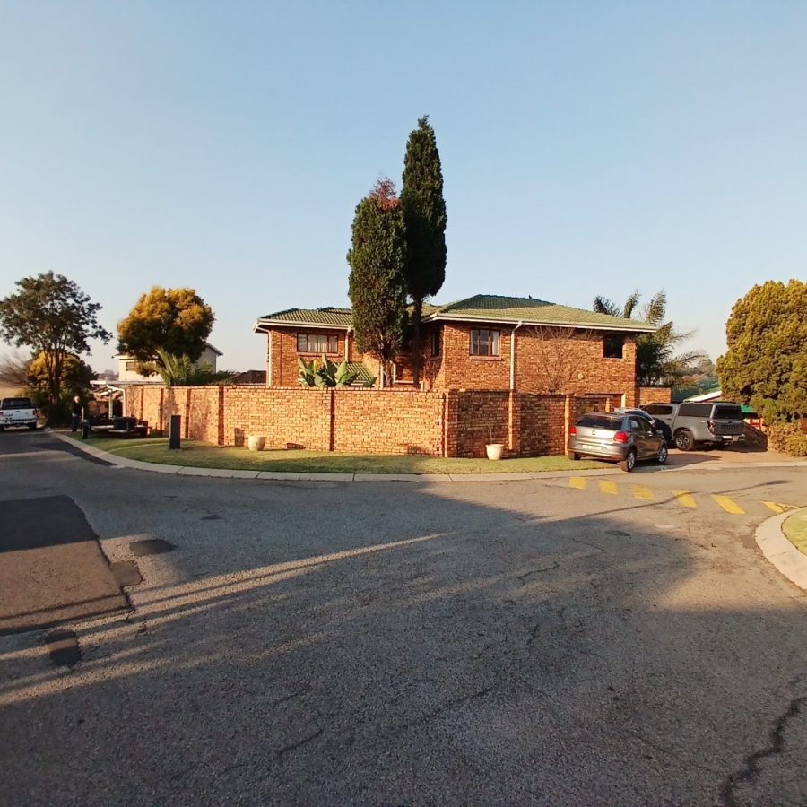 3 Bedroom Property for Sale in Rynfield Gauteng