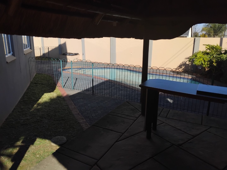 4 Bedroom Property for Sale in Sunnyridge Gauteng