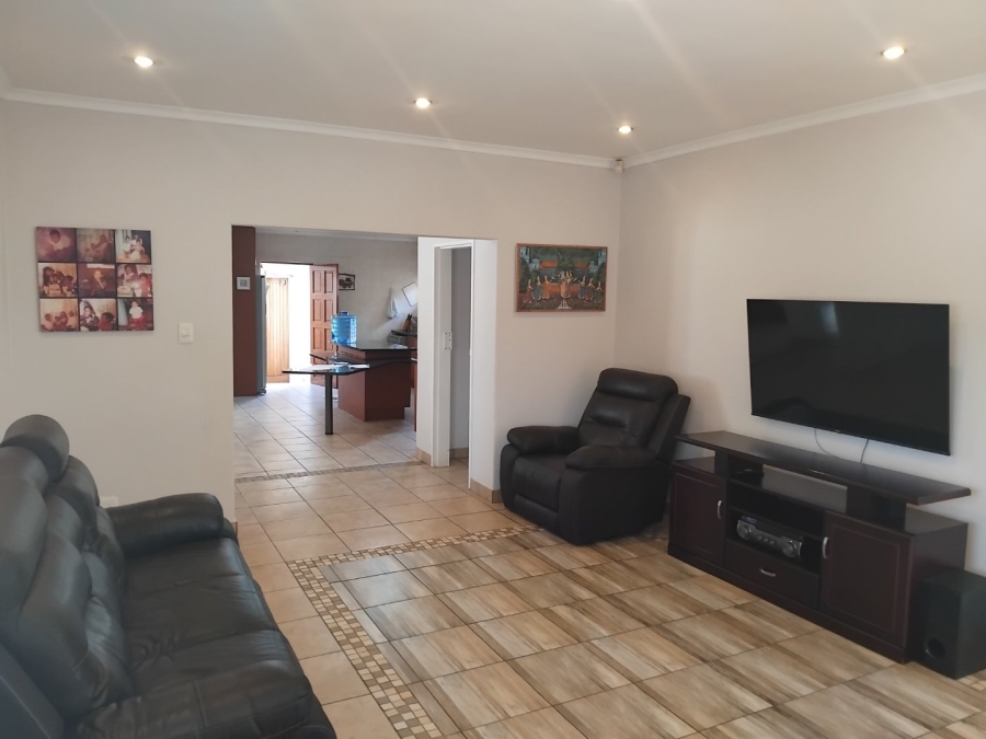 4 Bedroom Property for Sale in Sunnyridge Gauteng