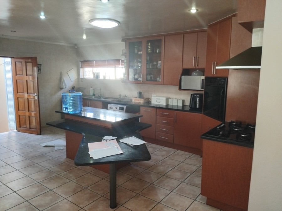 4 Bedroom Property for Sale in Sunnyridge Gauteng