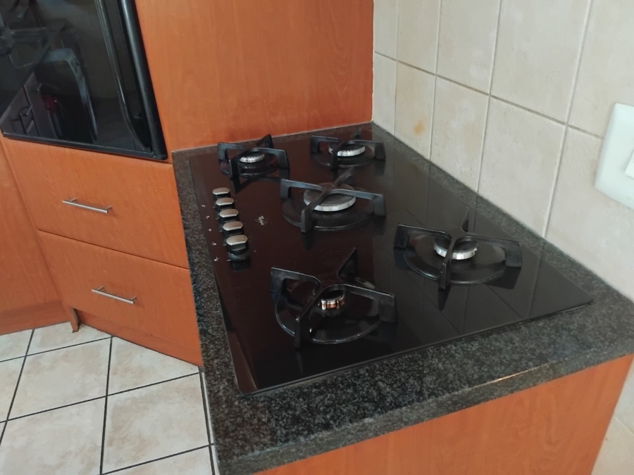 4 Bedroom Property for Sale in Sunnyridge Gauteng