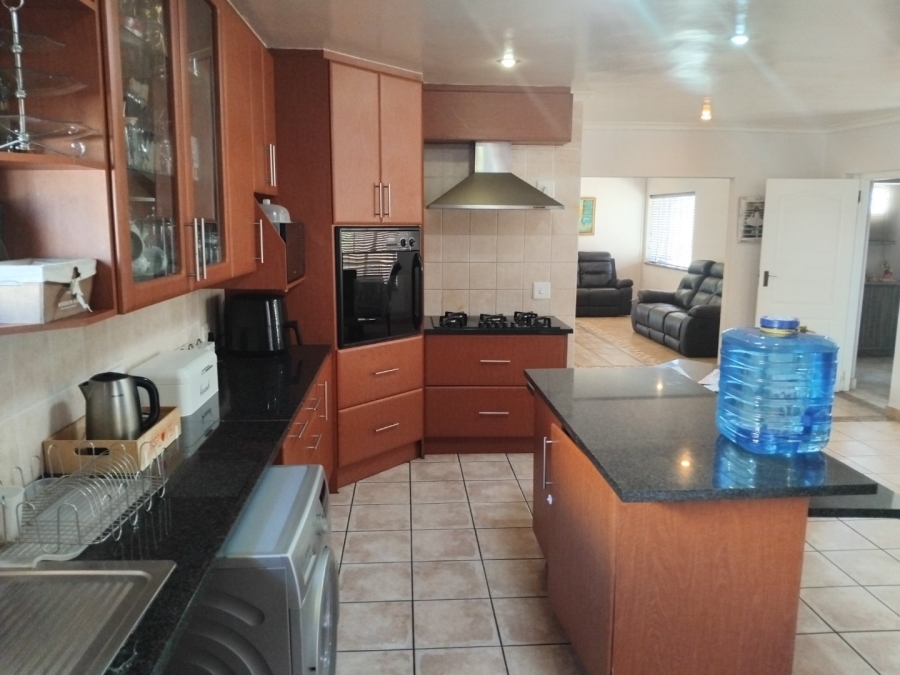 4 Bedroom Property for Sale in Sunnyridge Gauteng