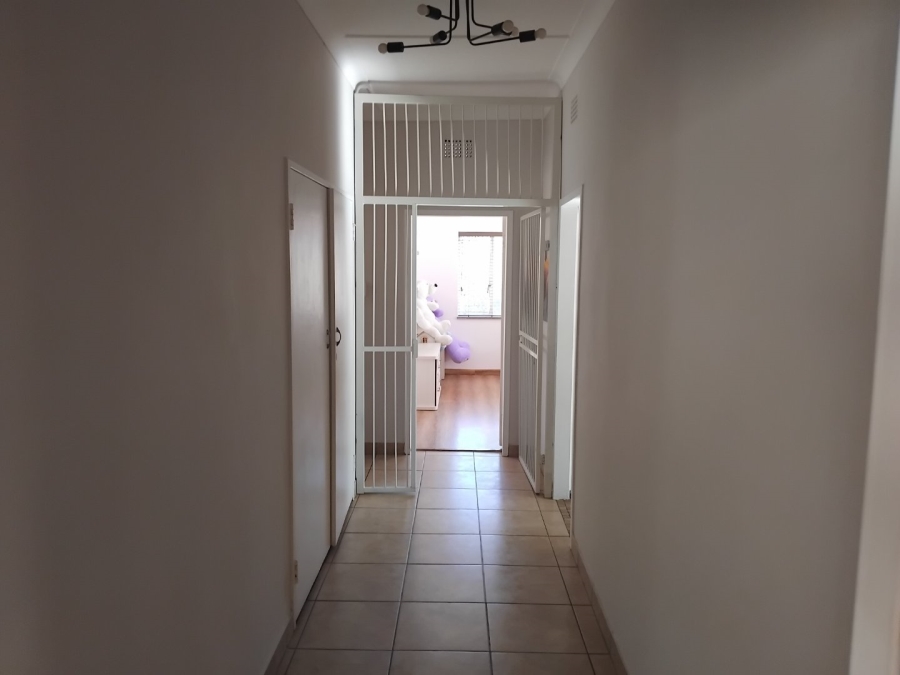 4 Bedroom Property for Sale in Sunnyridge Gauteng
