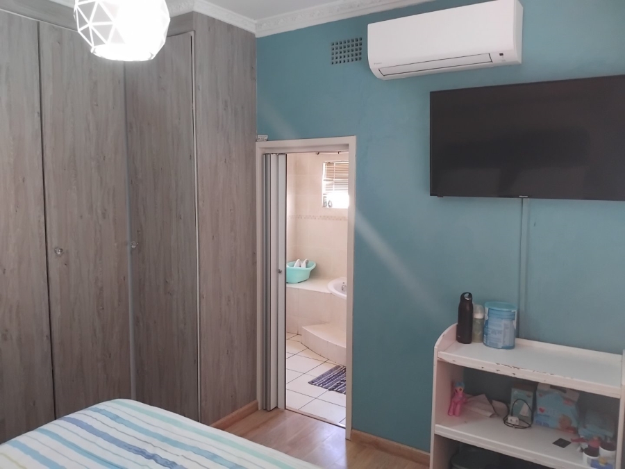 4 Bedroom Property for Sale in Sunnyridge Gauteng