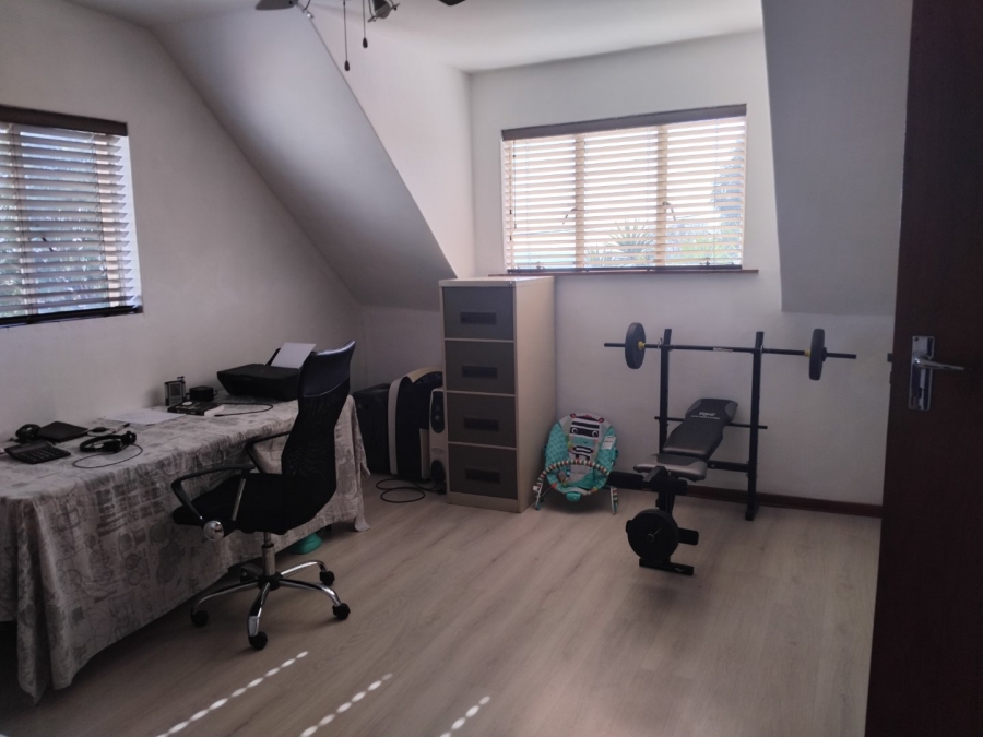 4 Bedroom Property for Sale in Sunnyridge Gauteng