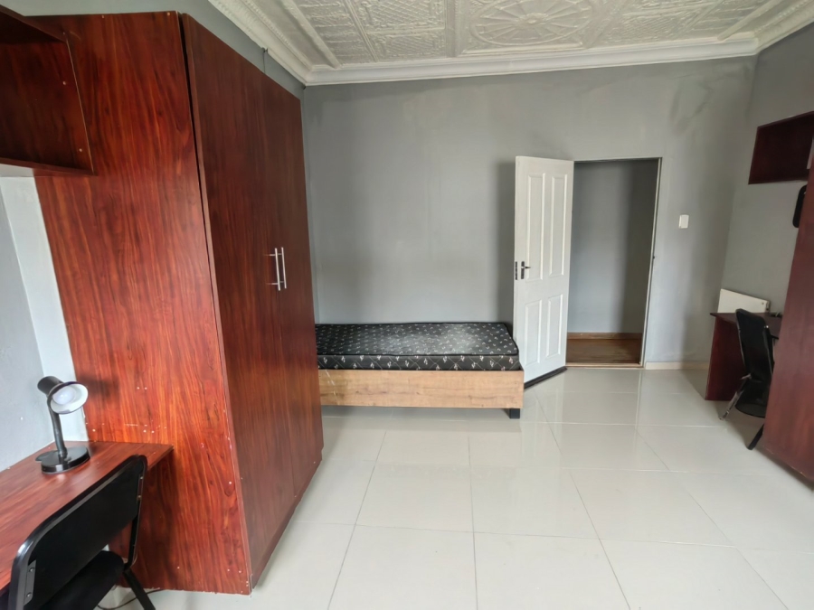 13 Bedroom Property for Sale in Brixton Gauteng