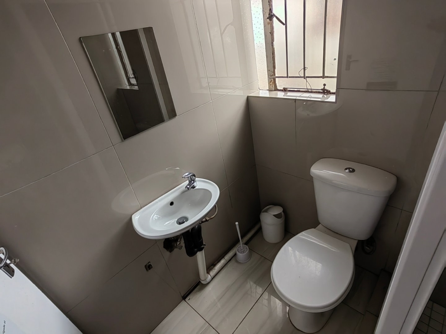 13 Bedroom Property for Sale in Brixton Gauteng