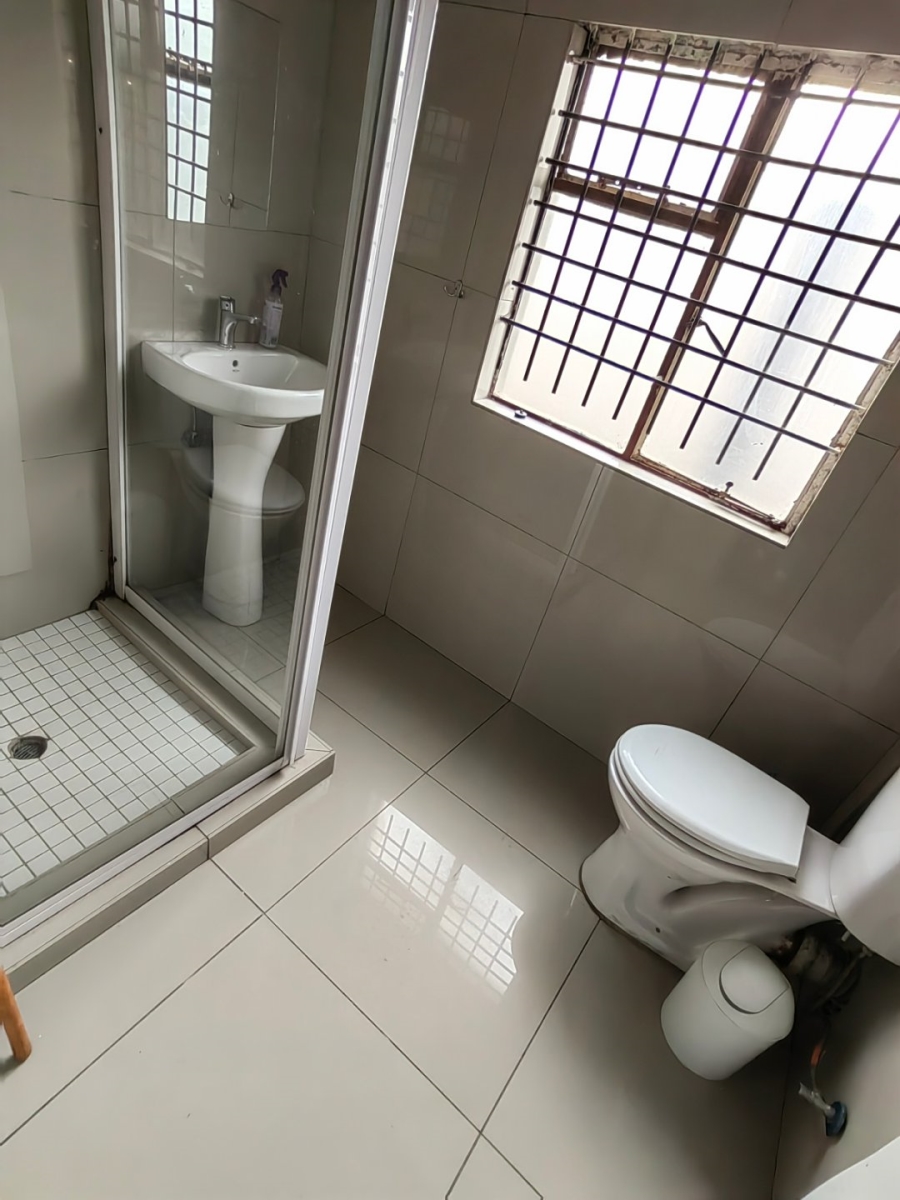 13 Bedroom Property for Sale in Brixton Gauteng