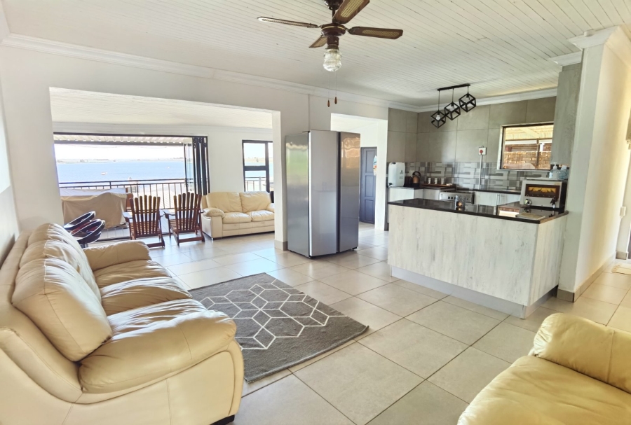 3 Bedroom Property for Sale in Bronkhorstbaai Gauteng