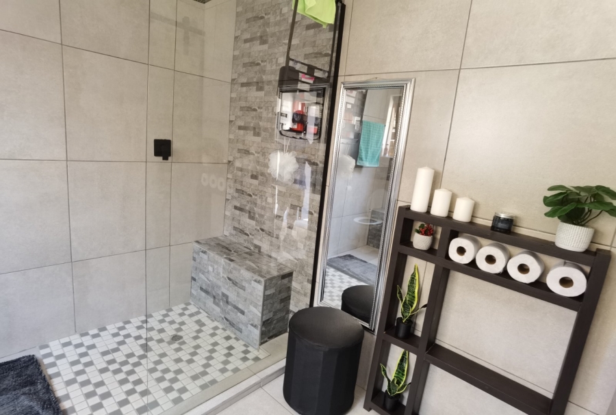 3 Bedroom Property for Sale in Bronkhorstbaai Gauteng