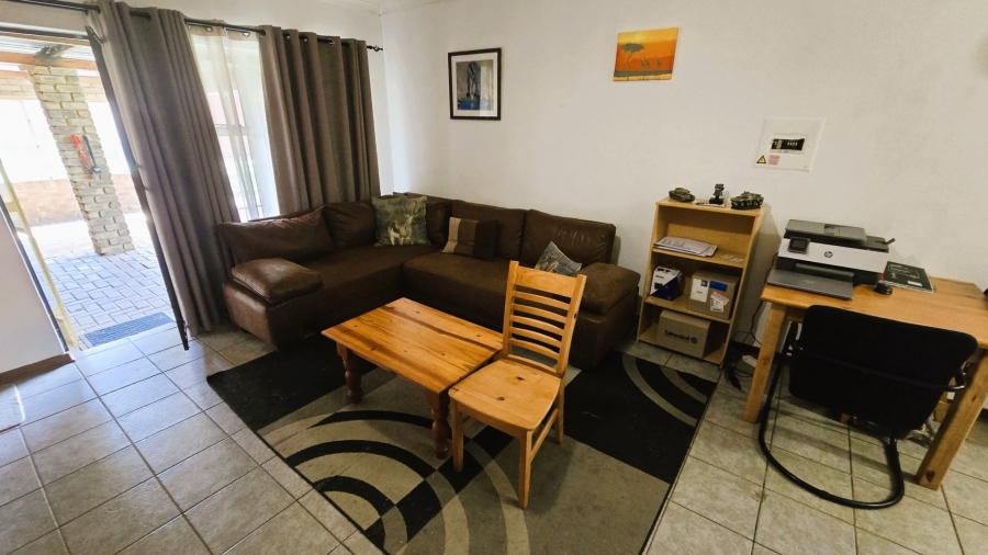1 Bedroom Property for Sale in Kleinfontein A H Gauteng