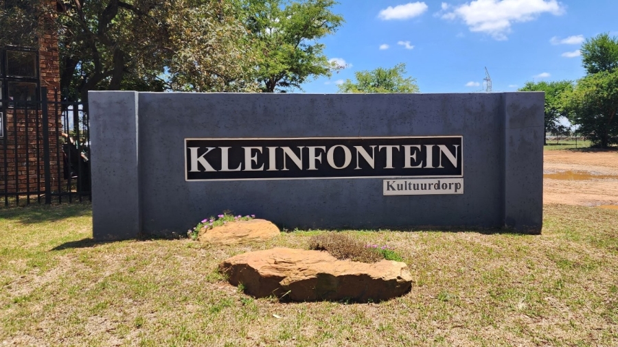 1 Bedroom Property for Sale in Kleinfontein A H Gauteng