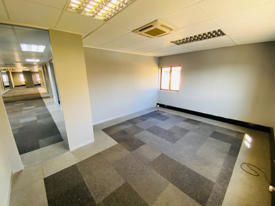 To Let commercial Property for Rent in Strubensvallei Gauteng