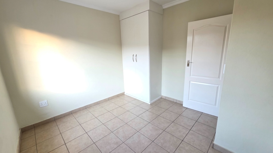 To Let 2 Bedroom Property for Rent in Raslouw Gauteng