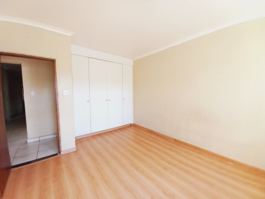 3 Bedroom Property for Sale in Edenvale Central Gauteng