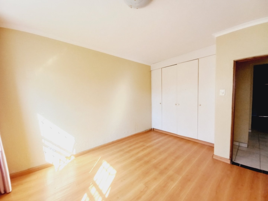 3 Bedroom Property for Sale in Edenvale Central Gauteng