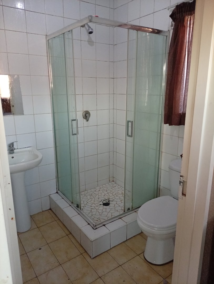 9 Bedroom Property for Sale in Brixton Gauteng