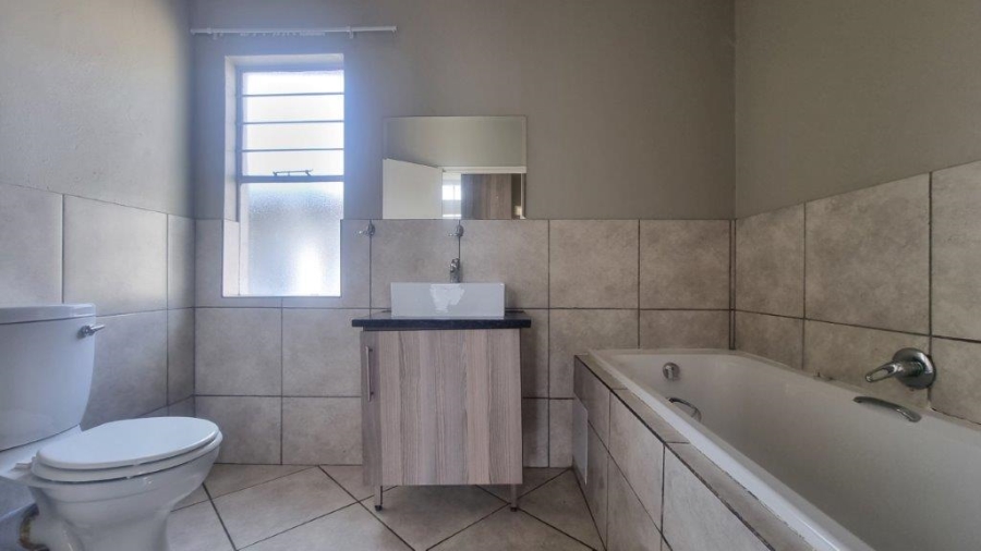 To Let 3 Bedroom Property for Rent in Albertsdal Gauteng