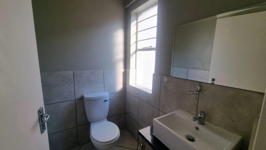 To Let 3 Bedroom Property for Rent in Albertsdal Gauteng