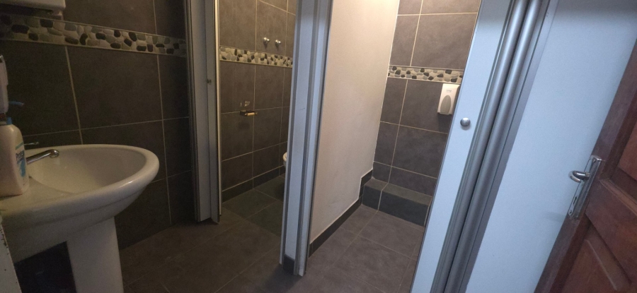  Bedroom Property for Sale in New Redruth Gauteng
