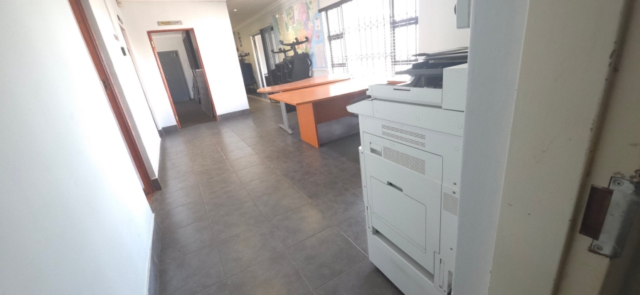 Bedroom Property for Sale in New Redruth Gauteng