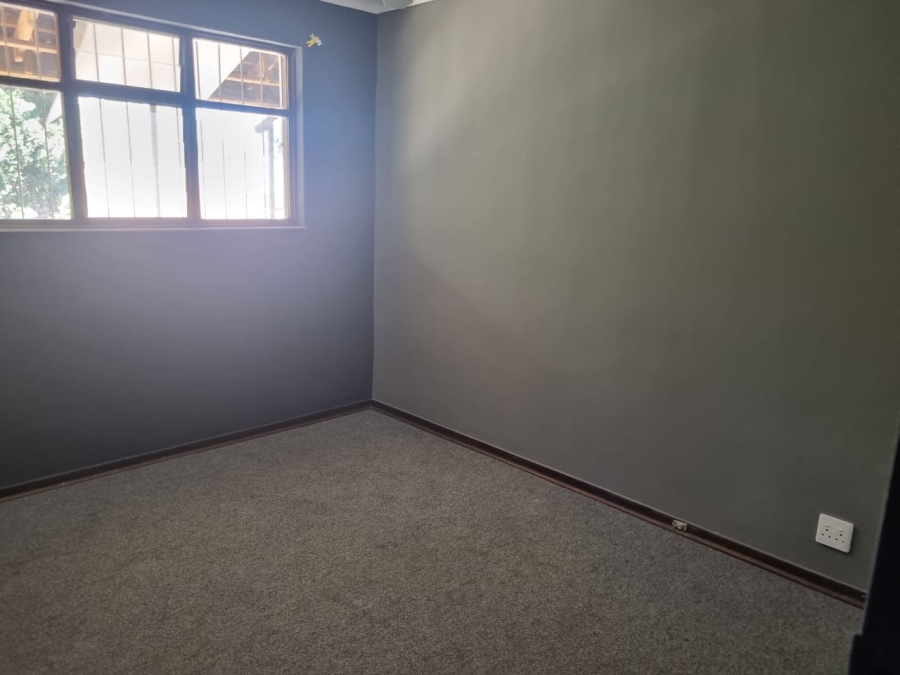 2 Bedroom Property for Sale in Vanderbijlpark SW 5 Gauteng