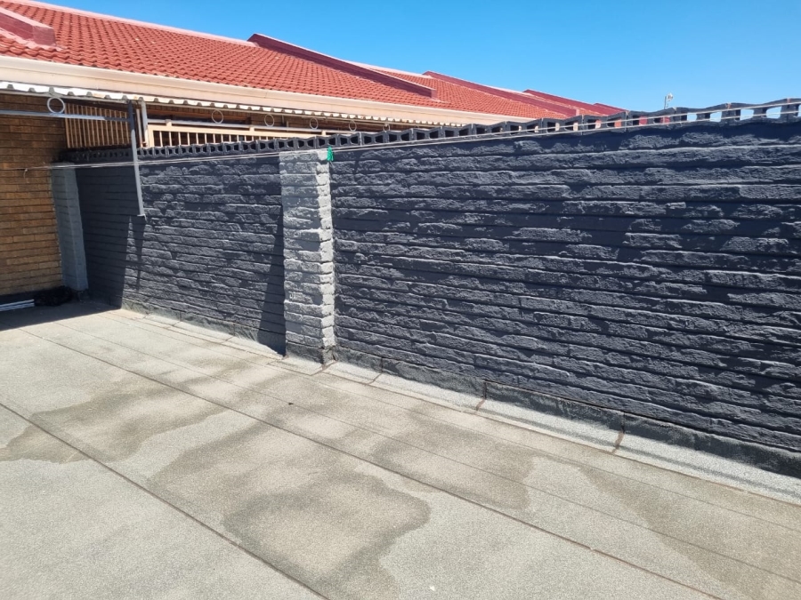 2 Bedroom Property for Sale in Vanderbijlpark SW 5 Gauteng