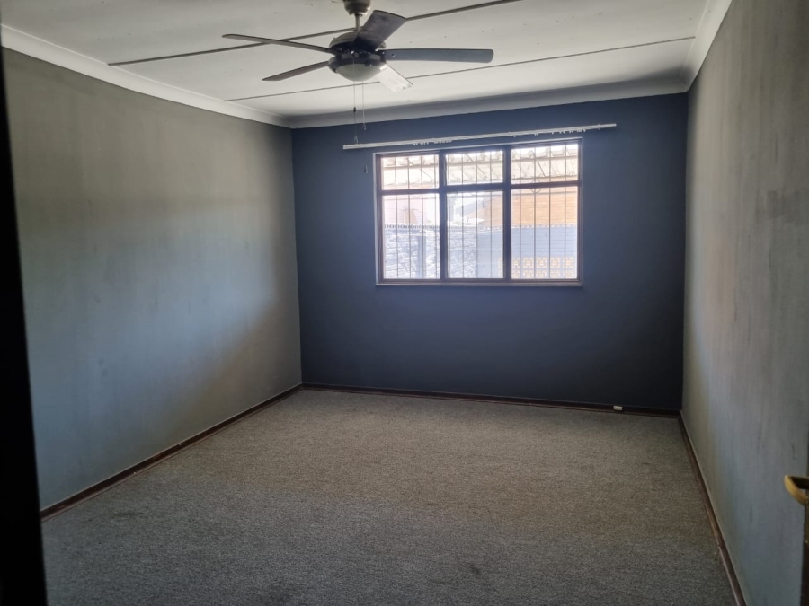 2 Bedroom Property for Sale in Vanderbijlpark SW 5 Gauteng