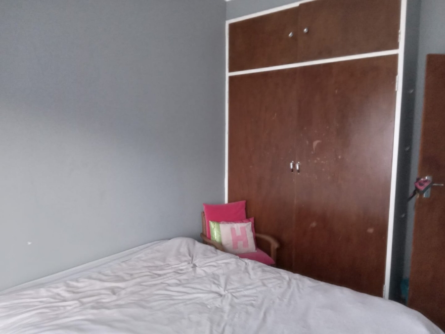 5 Bedroom Property for Sale in Waverley Gauteng