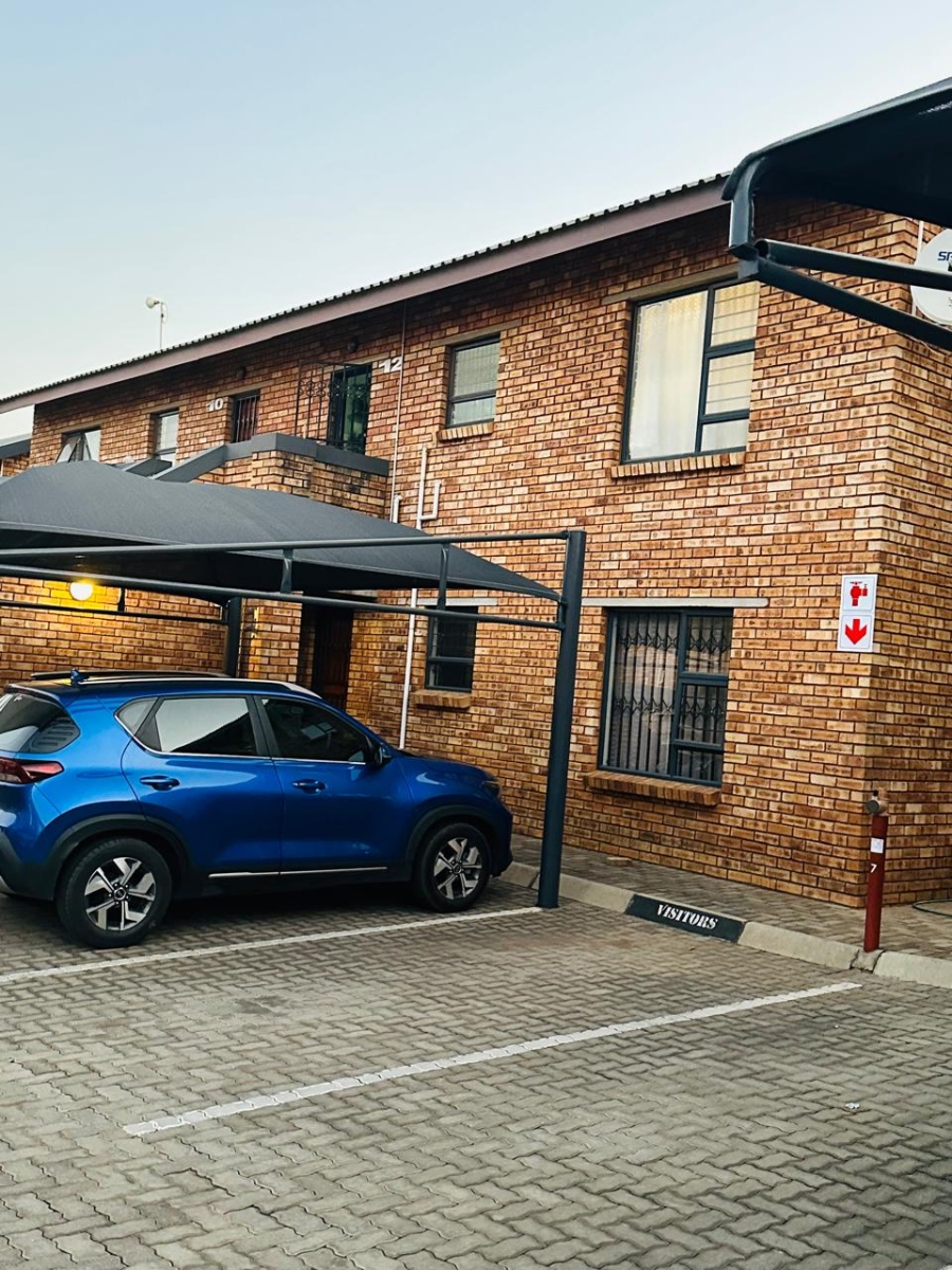 To Let 2 Bedroom Property for Rent in Norton Gauteng