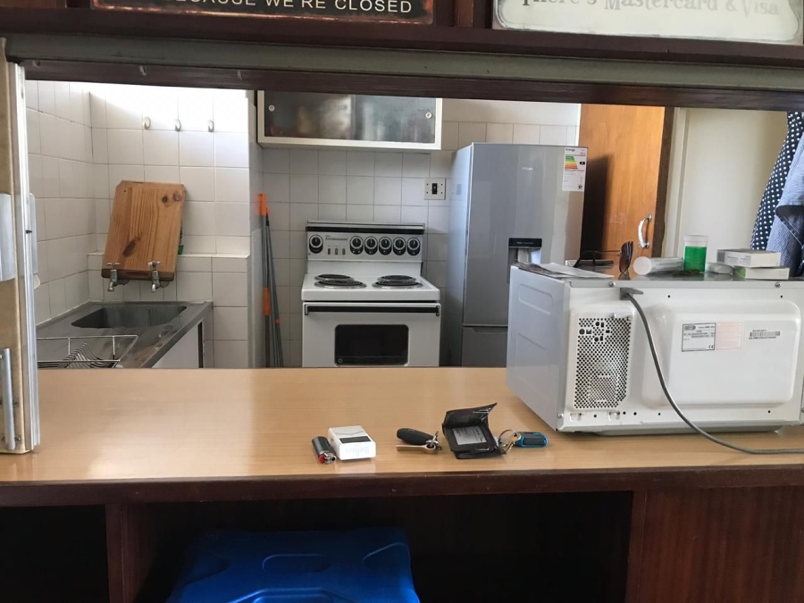 To Let 1 Bedroom Property for Rent in Groenkloof Gauteng