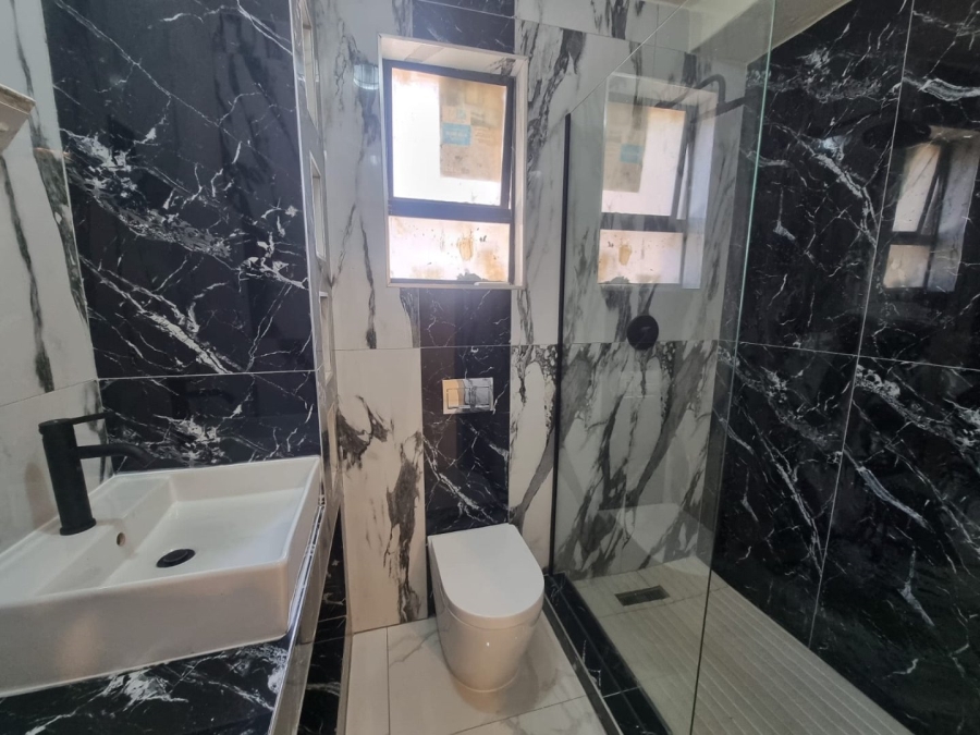 To Let 2 Bedroom Property for Rent in Franklin Roosevelt Park Gauteng