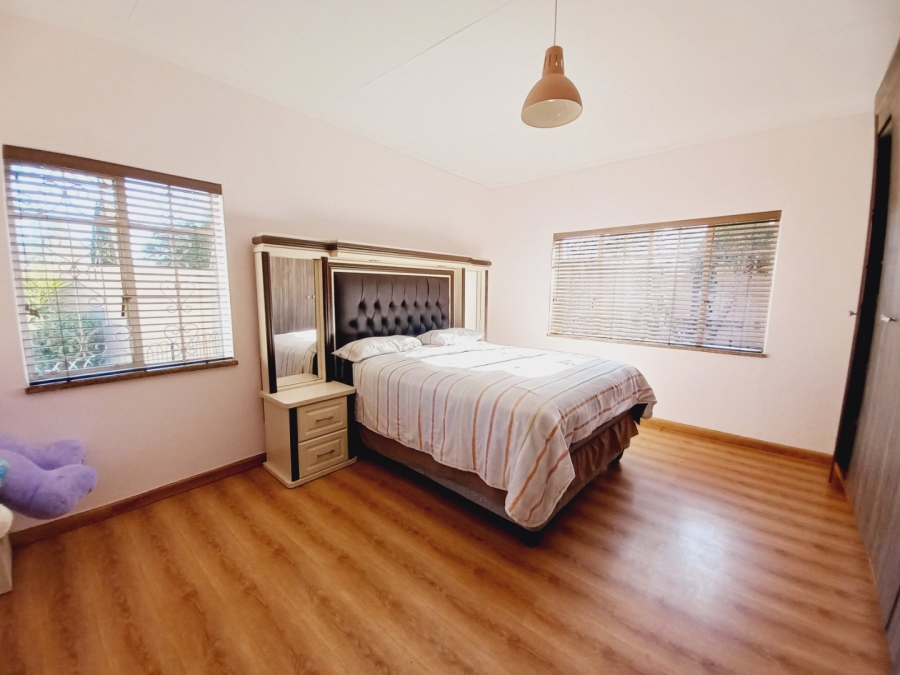 4 Bedroom Property for Sale in Sunnyridge Gauteng