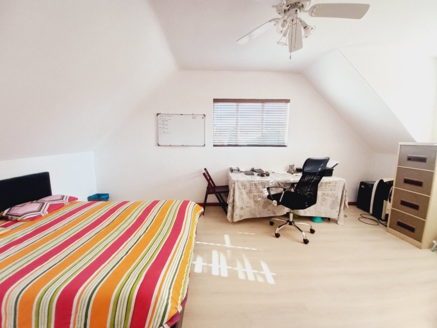 4 Bedroom Property for Sale in Sunnyridge Gauteng