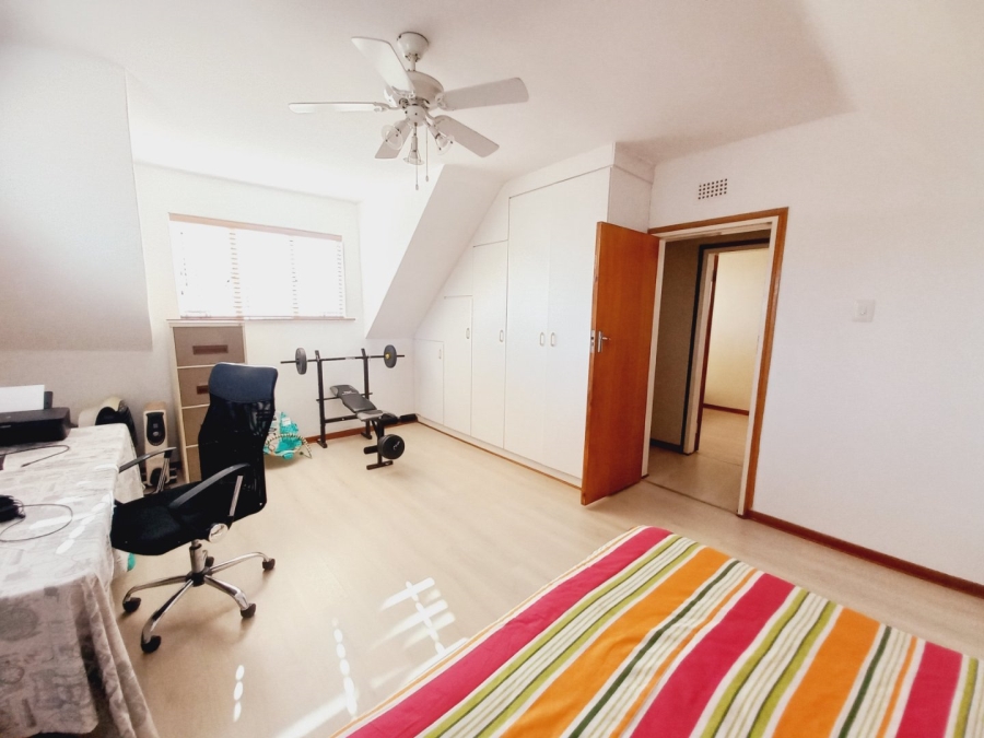 4 Bedroom Property for Sale in Sunnyridge Gauteng