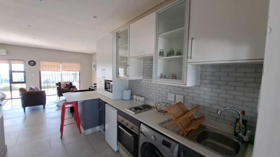 To Let 1 Bedroom Property for Rent in Primrose Hill Gauteng