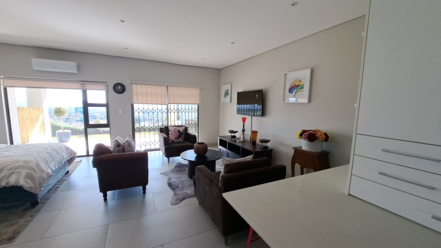 To Let 1 Bedroom Property for Rent in Primrose Hill Gauteng