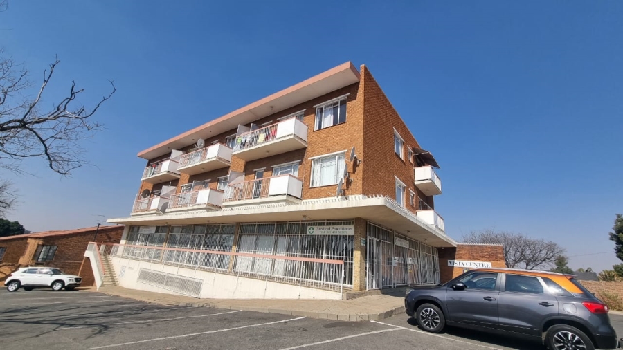To Let 2 Bedroom Property for Rent in Gillview Gauteng