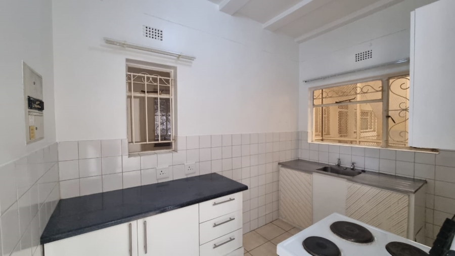 To Let 1 Bedroom Property for Rent in Gillview Gauteng