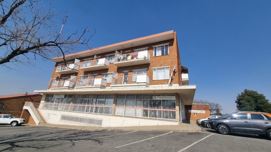 To Let 1 Bedroom Property for Rent in Gillview Gauteng
