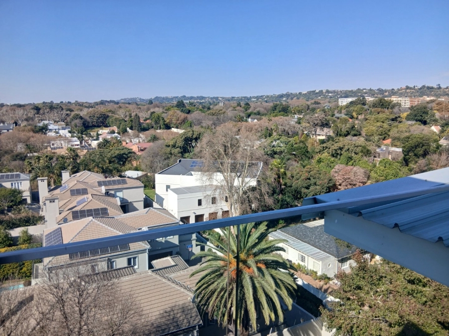 To Let 2 Bedroom Property for Rent in Rosebank Gauteng