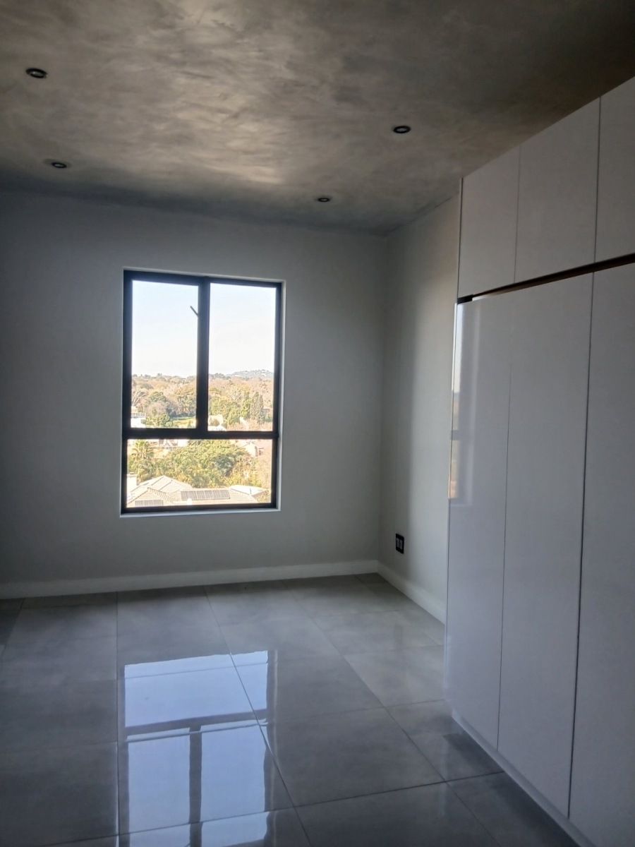 To Let 2 Bedroom Property for Rent in Rosebank Gauteng