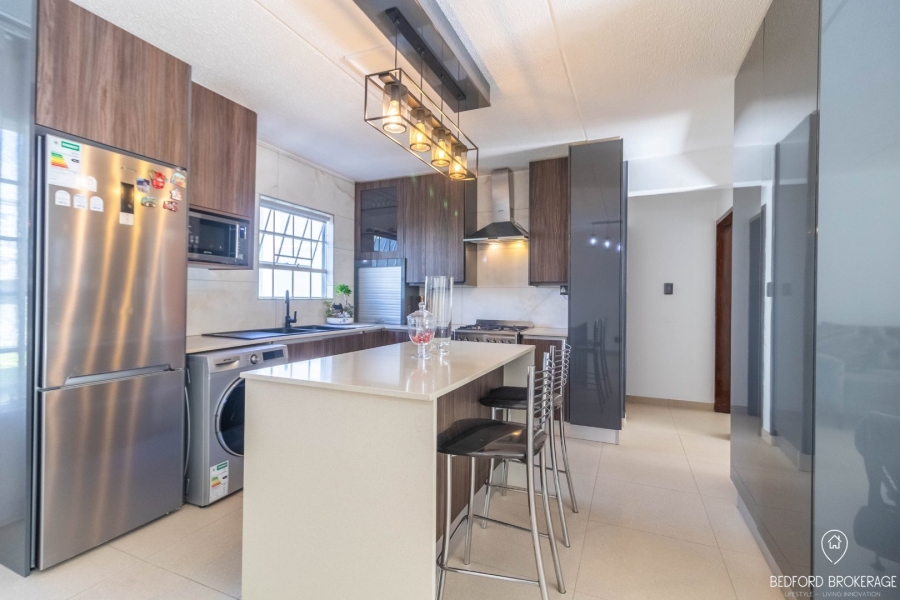 2 Bedroom Property for Sale in Melrose North Gauteng