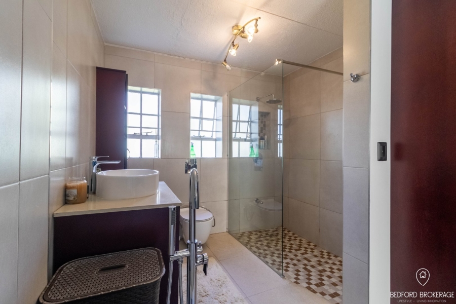 2 Bedroom Property for Sale in Melrose North Gauteng