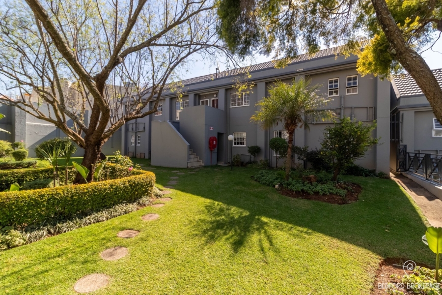 2 Bedroom Property for Sale in Melrose North Gauteng