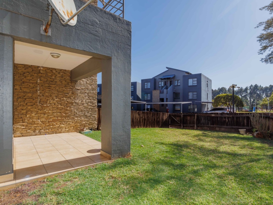 1 Bedroom Property for Sale in Greenstone Hill Gauteng