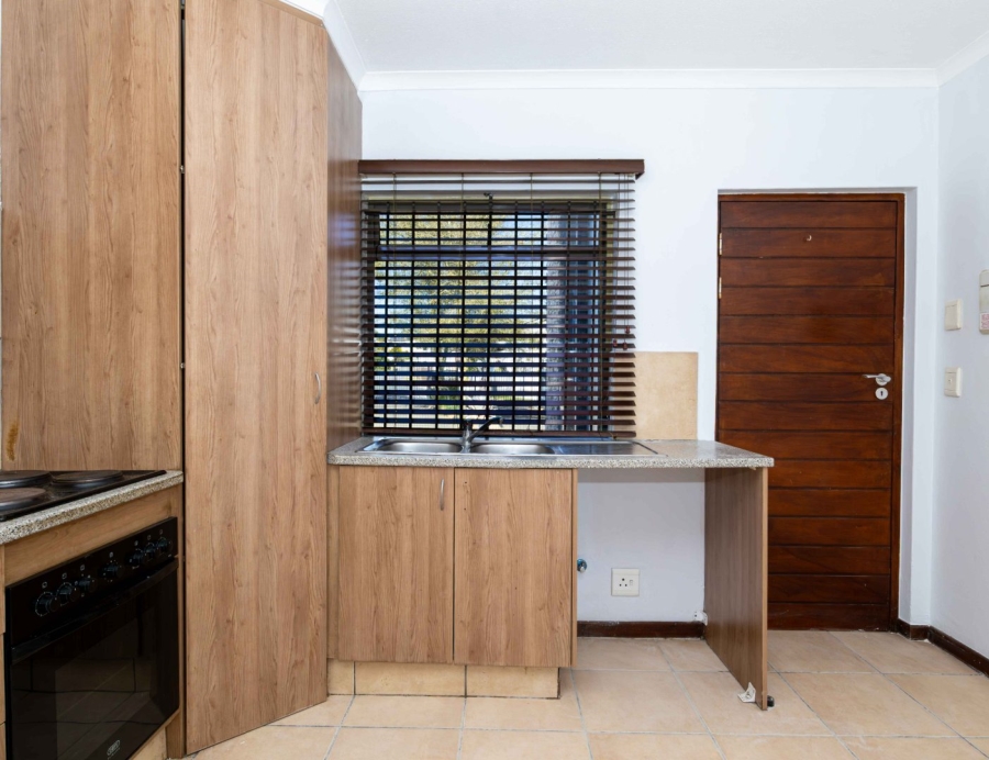 1 Bedroom Property for Sale in Greenstone Hill Gauteng