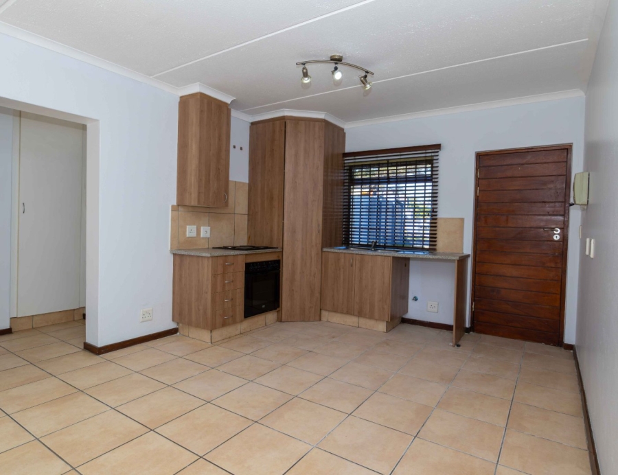 1 Bedroom Property for Sale in Greenstone Hill Gauteng