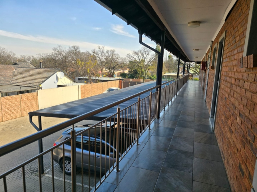 To Let 2 Bedroom Property for Rent in Beyers Park Gauteng